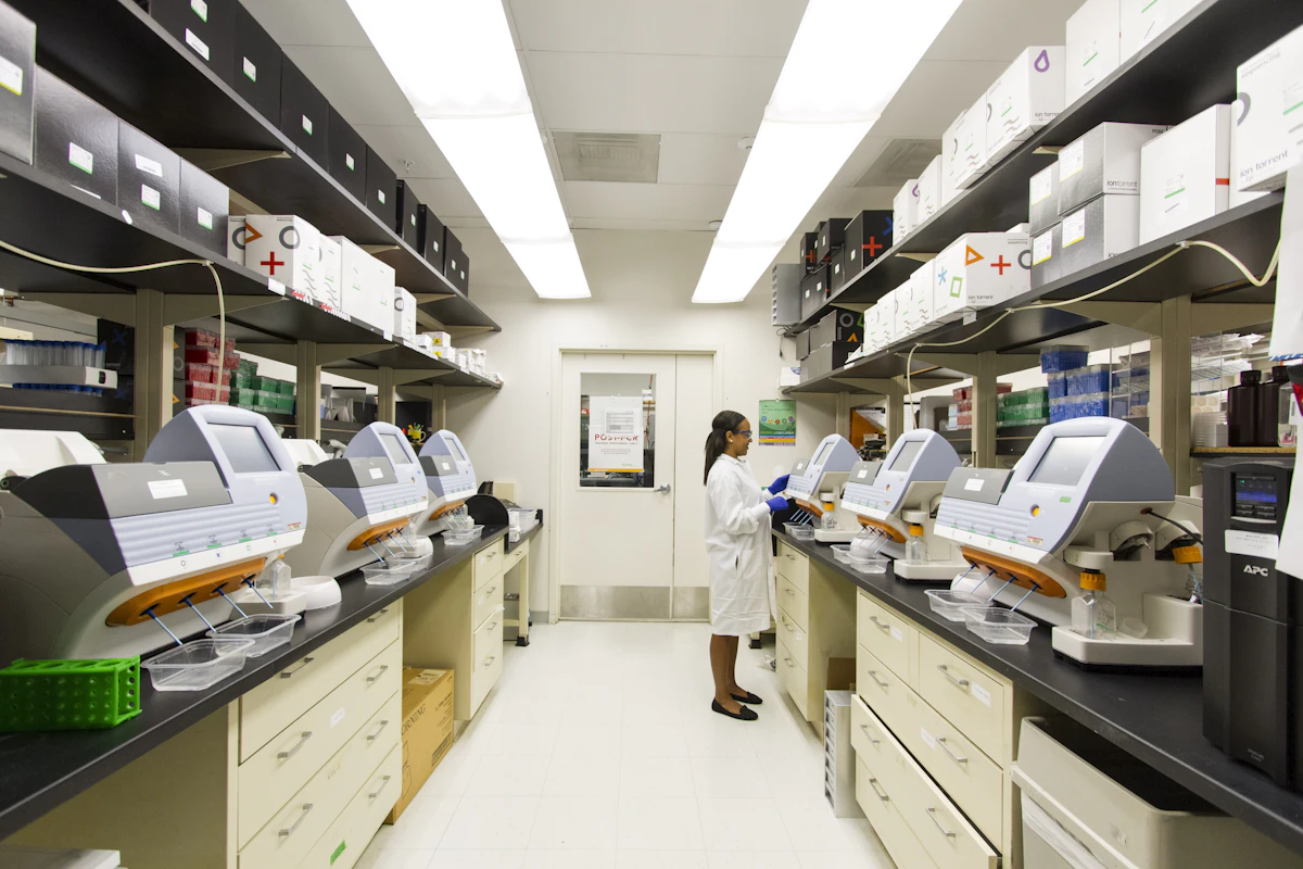 Tres spin-offs de biotecnología médica completan con éxito rondas de validación clínica